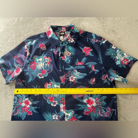 Star Wars Hawaiian Shirt Mens L Blue R2D2 Button Up Short Sleeve Hibiscus Floral - Picture 6 of 15